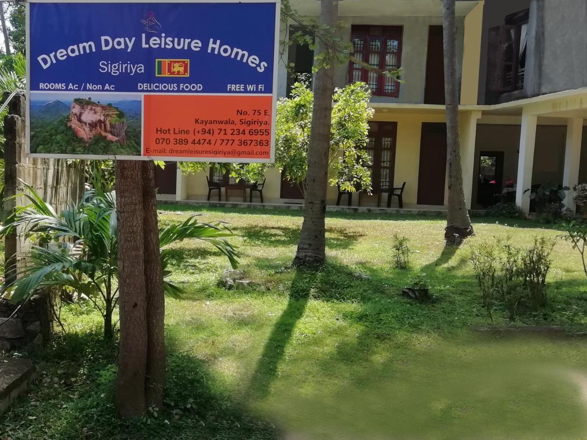 Dream Day Leisure Homes Sigiriya Exteriör bild